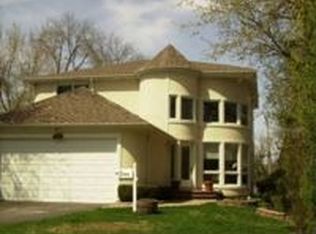 1185 Taylor Ave, Highland Park, IL 60035
