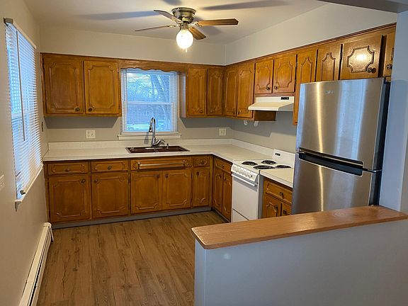 2nd image of 8239 Archer Ave APT 1