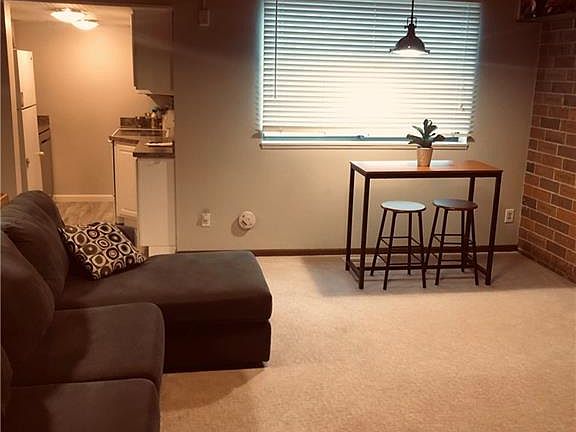 3rd image of 2161 Penguin Ave
