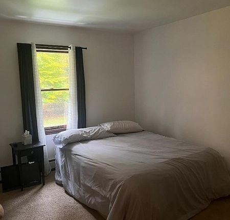 2nd image of 407 Deer Ln #B