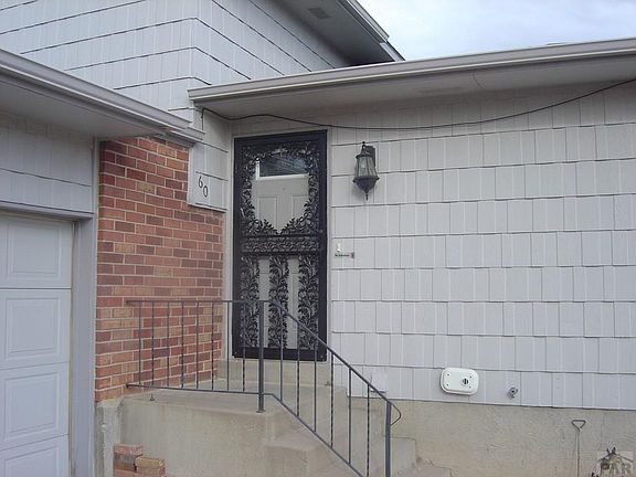 3rd image of 60 Briarwood Cir