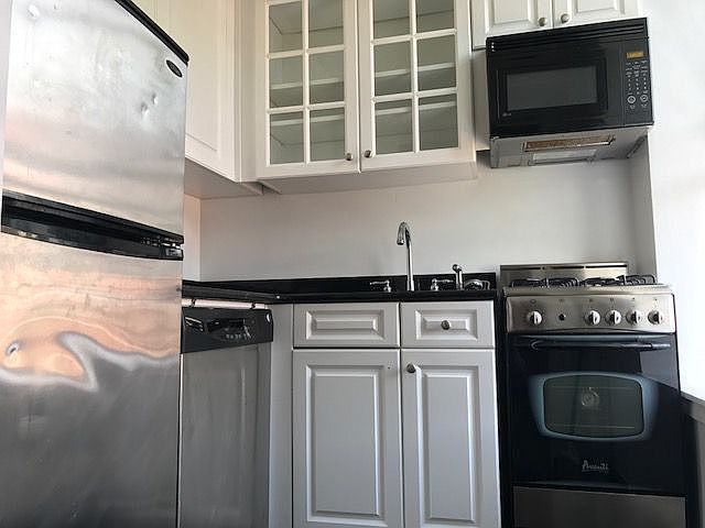 1st image of 238 E 88th St APT 5N
