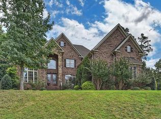 104 Timberside Dr, Davidson, NC 28036