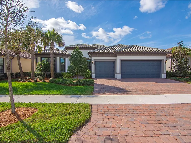 4088 Basket Oak Cir — Photo 1
