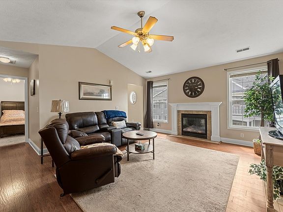 5th image of 3030 E Stillwater Lndg APT 203