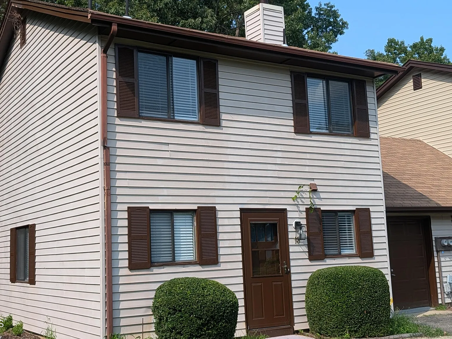 3 bed, 1.5 bath, 1200 sqft, $3,000 — Photo 1