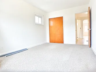 Rented by MAC Realty NY