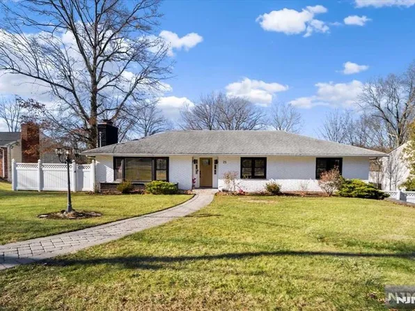 25 Rock Spring Ave, West Orange, NJ 07052