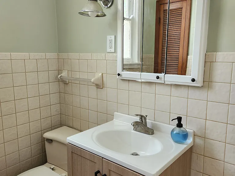 103 Joyce Ave — Photo 13