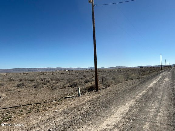 2nd image of 2570 Boundary Rd