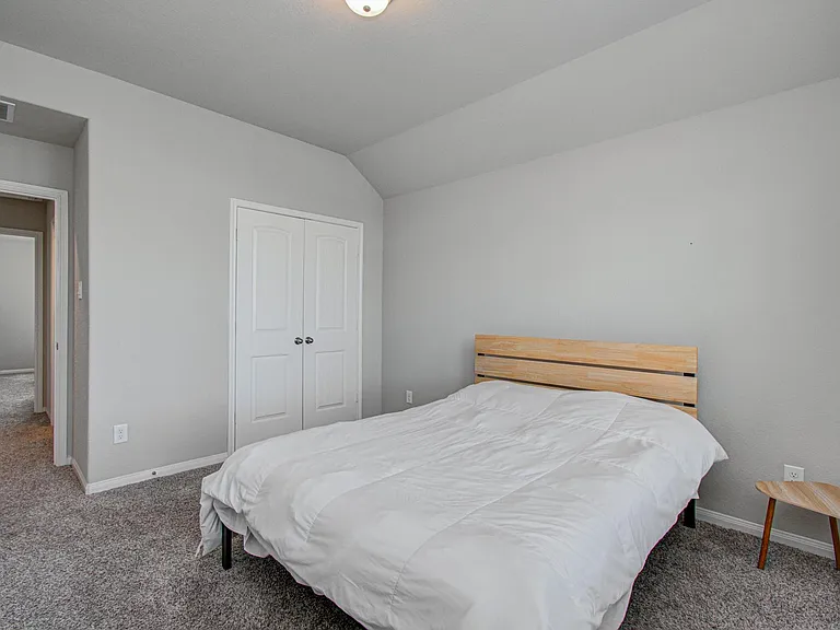 2202 Anzio Ct — Photo 35