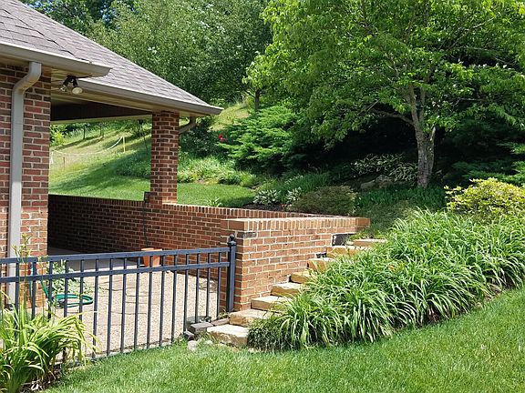 5th image of 249 Savannah Park Dr