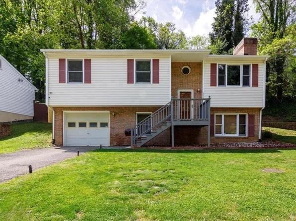 2832 Lansing Dr SW #Sw, Roanoke, VA 24015