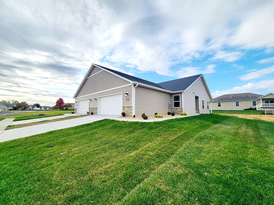 1st image of 10950 Upland Terrace Dr