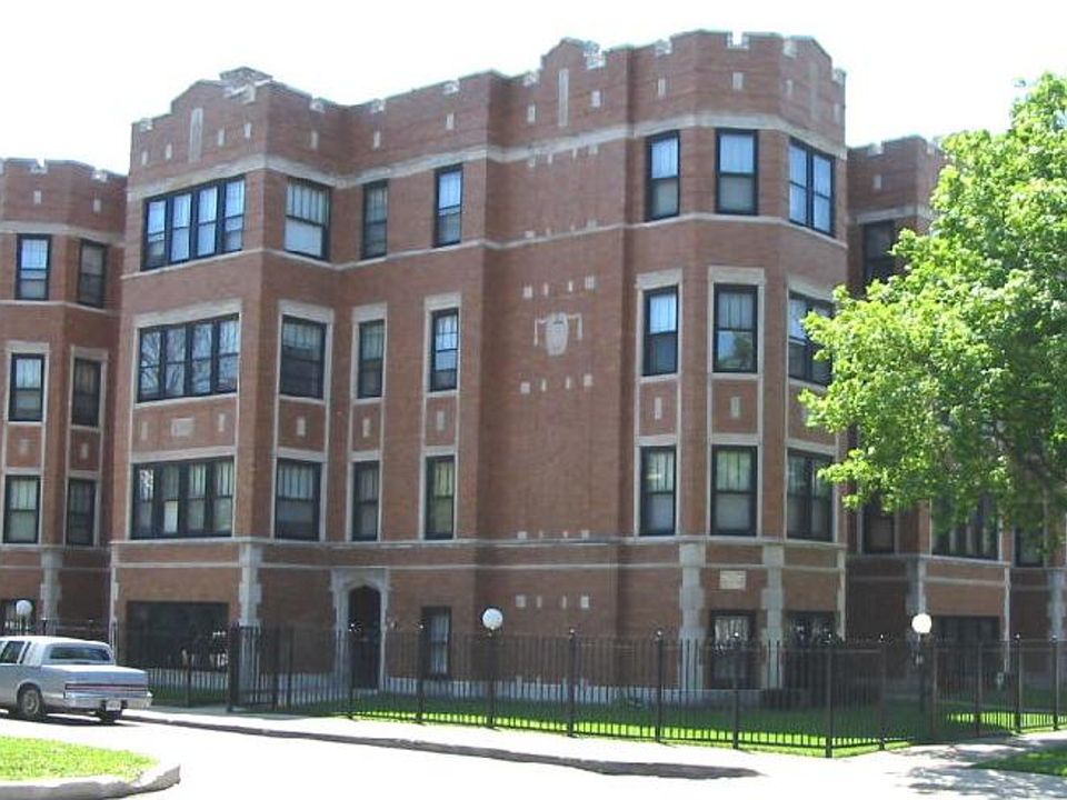 1st image of 709 E 81st St #1