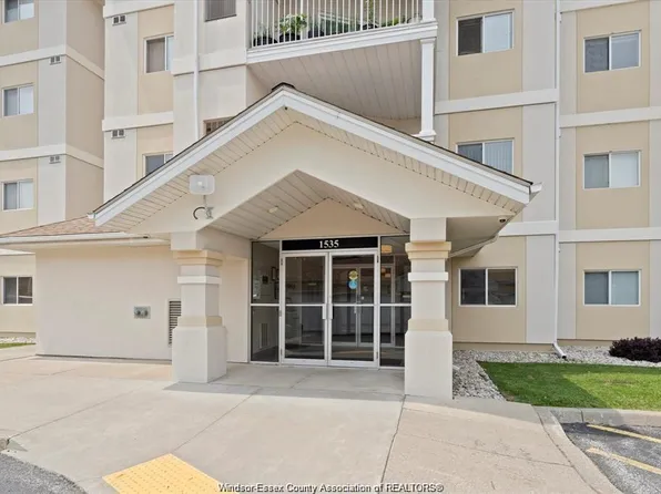 1535 Grand Marais Rd W #301, Windsor, ON N9E 4W2