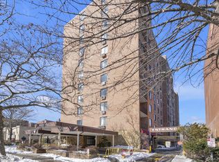 14477 Roosevelt Avenue #5C, Flushing, NY 11354