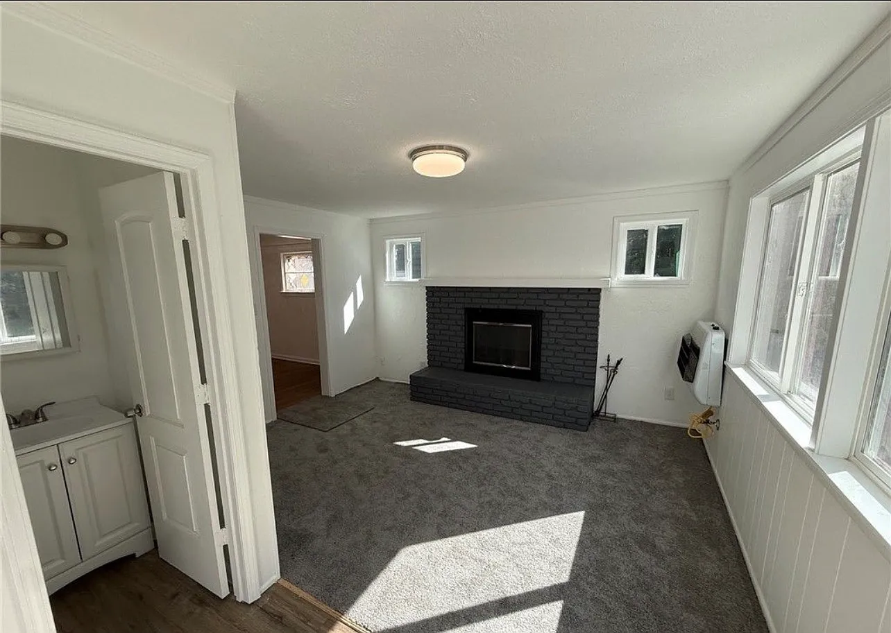 4374 Prasse Rd — Photo 3