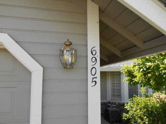 2nd image of 6905 Mariposa Cove Ct
