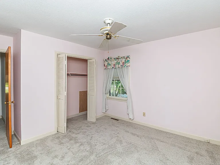 1211 Crisp St — Photo 9