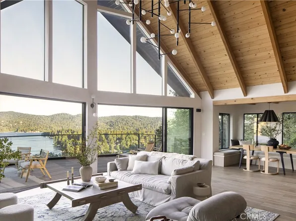 27452 Alpen Dr, Lake Arrowhead, CA 92352