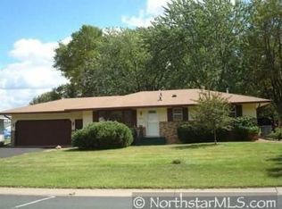 9994 Monticello Ln N, Maple Grove, MN 55369