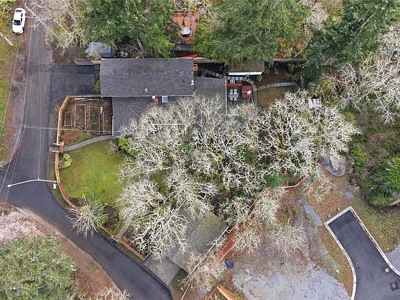 5th image of 350 Benjamin Rd