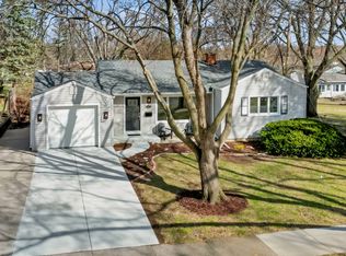 421 S Rose St, Palatine, IL 60067