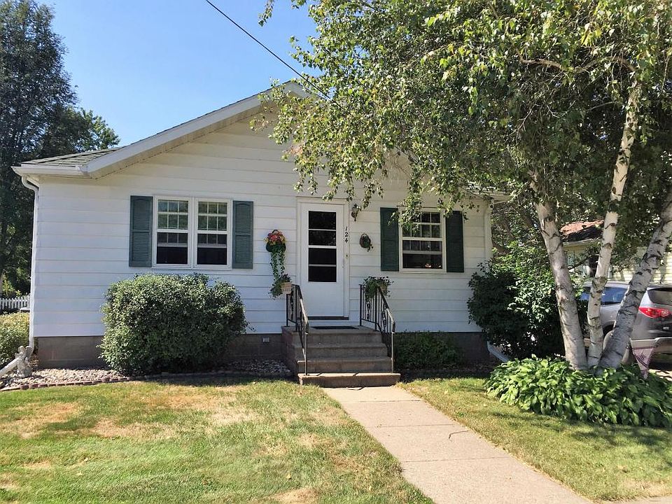 1st image of 124 W Ave S