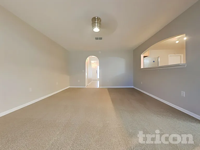 11724 Ivy Flower Loop — Photo 2
