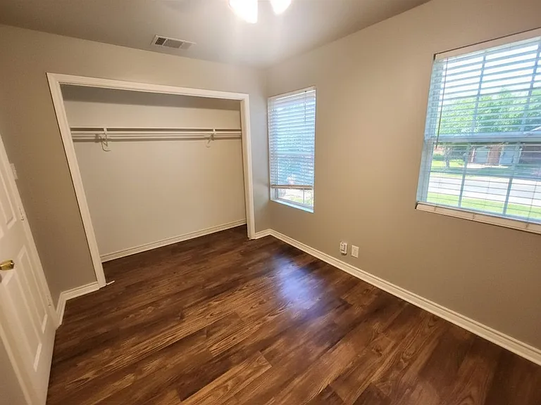 2714 Whitis Ave #A — Photo 14