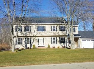 67 Bayberry Rd, North Attleboro, MA 02760