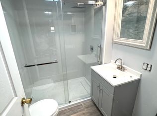 517 Carothers Ave APT B, Carnegie, PA 15106