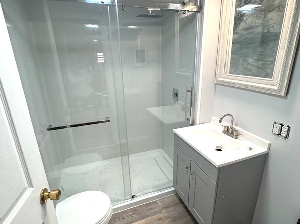 517 Carothers Ave APT B