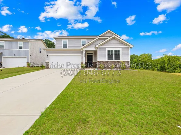 3432 Bluff Hill Ln, Charlotte, NC 28215