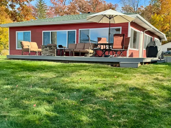 59950 Shafer Brothers Rd, Three Rivers, MI 49093