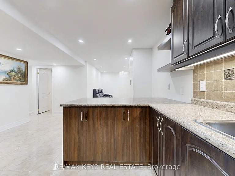 54 Oakford Dr #BASEMENT — Photo 6