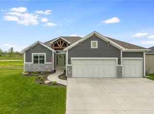 1319 NE 122nd St, Kansas City, MO 64165