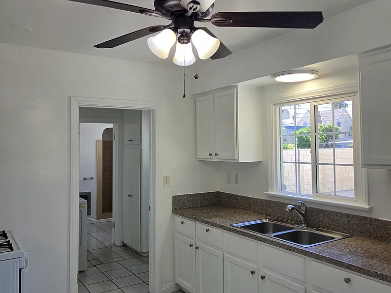 5723 Fair Ave #2-5723-1 — Photo 79