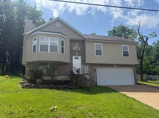 2332 Grant Dr, Arnold, MO 63010