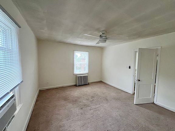 2nd image of 1110 N Kensington St APT 6