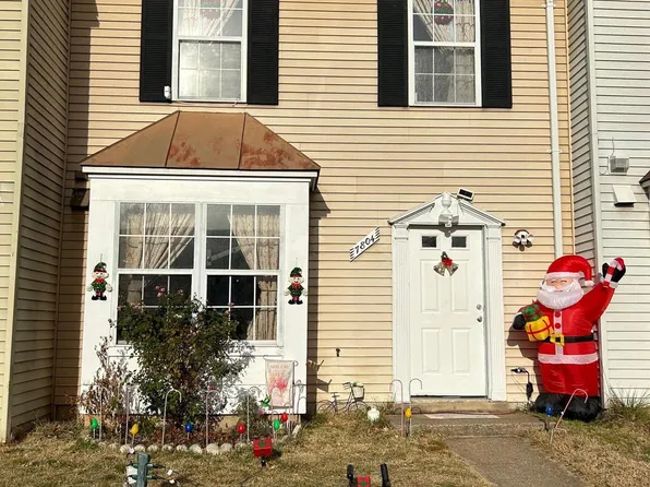 7804 Gateshead Ln, Manassas, VA 20109