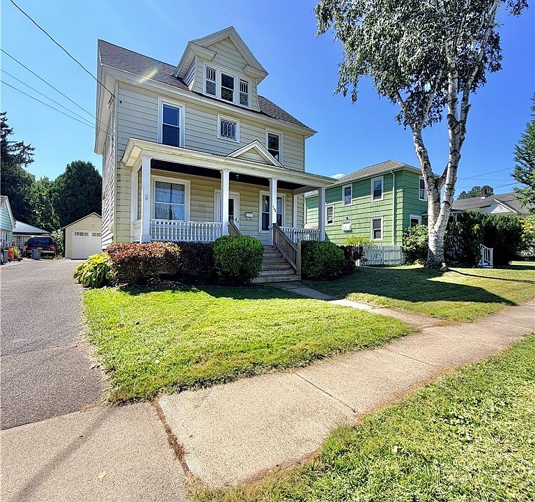 1st image of 148 Franklin St