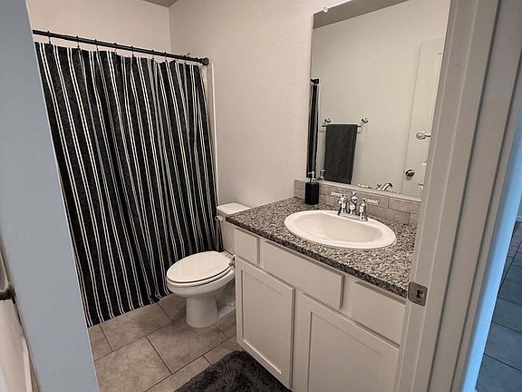 5th image of 13314 Vernon Ave