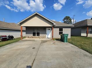 4 Santiago Dr, Sherwood, AR 72120