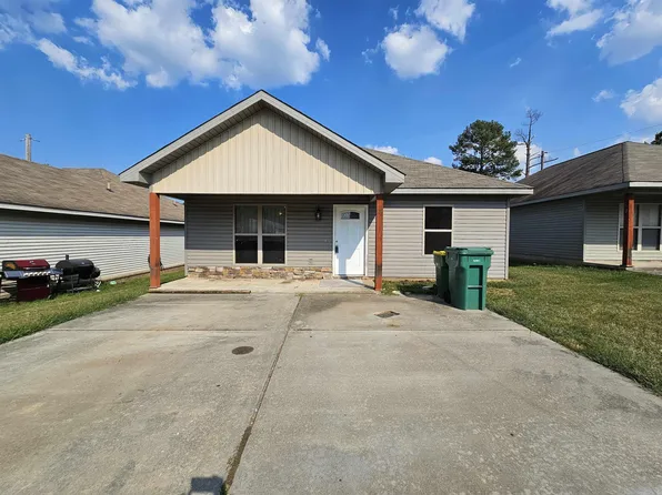 4 Santiago Dr, Sherwood, AR 72120