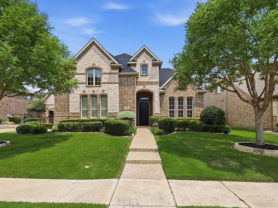 1st image of 2207 Malin Dr