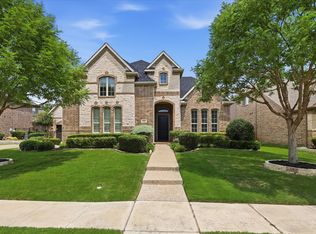 2207 Malin Dr, Trophy Club, TX 76262