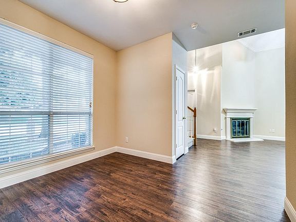 5th image of 3821 Braxton Ln
