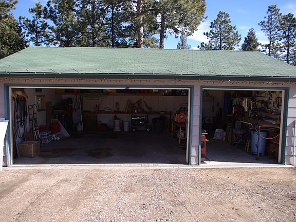 3 car garage 